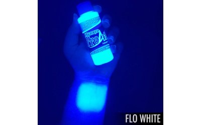 flo_white_glow